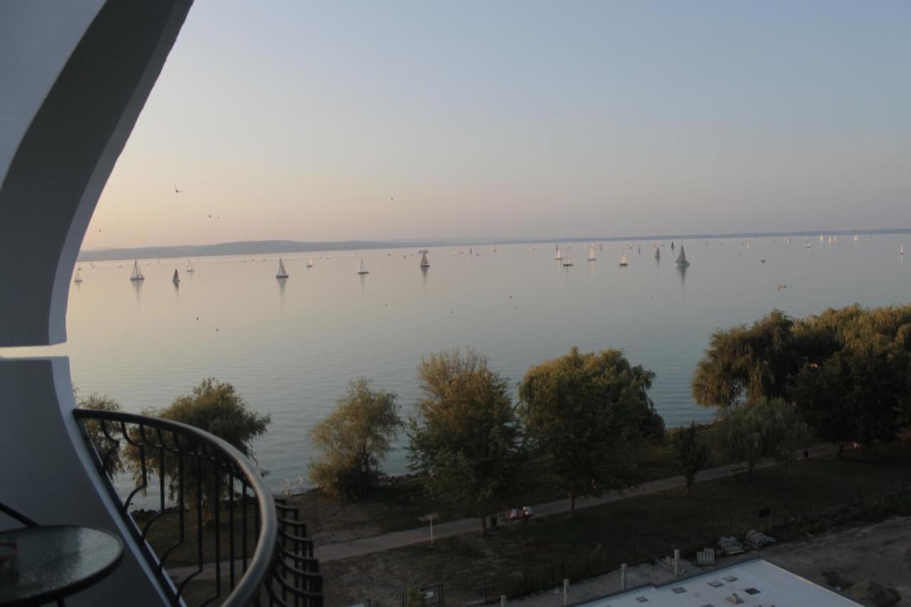 Vizparti Apartman Siofok Dış mekan fotoğraf